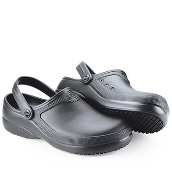 This versatile vegan style is a trusted all-around favorite.It began in the kitchen and can now be found everywhere. This is the multi-tasking shoe that started it all with its self-massaging insoles legendary slip-resistant outsole and pivotal strap for heel support. Made of durable anti-bacterial high-grade EVA/rubber blend. Shoes For Crews - SFC Froggz® Classic - Black Anti Slip Clogs
