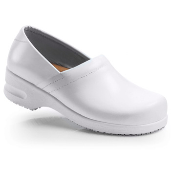 An ergonomic European design gets updated for comfort and safety. Famous in the kitchen and beyond this water-resistant full grain leather clog is made with our shock-absorbing SFC Mighty Grip outsole for incredible stability. The lightweight flexible midsole and cushioned insoles provide hours of comfort while the steel shank adds support to keep you safe on your feet from morning to night. The rubber heel measures 1¼". Shoes For Crews - Euro Clog - White / Women’s Anti Slip Clogs