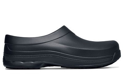 Radium: Black Slip-Resistant Work Clogs | Shoes For Crews - Canada