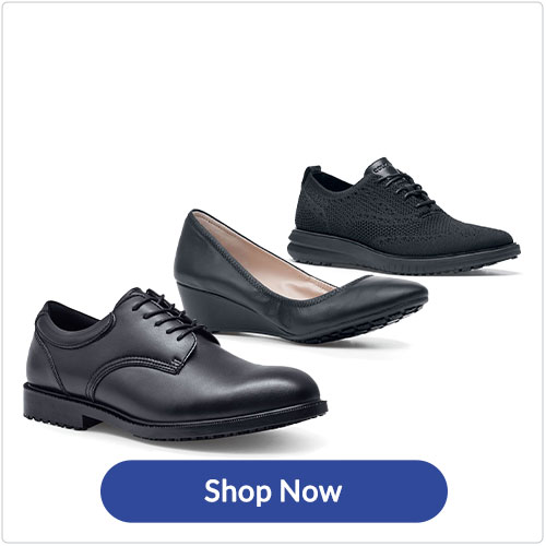 Anti-slip dress shoes for hospitality managers, restaurant managers and foodservice managers