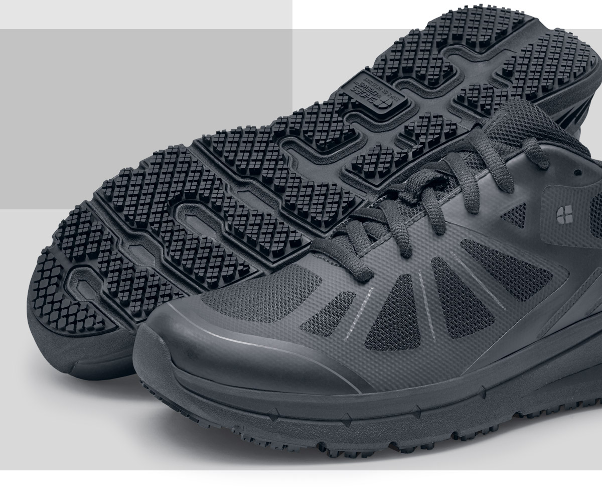 Our clog-resistant outsoles are engineered to provide strong surface contact, while featuring wide-spaced traction lugs that minimize clogging. This makes your outsole easier to clean and prevents the tracking of contaminants, without sacrificing your slip resistance.