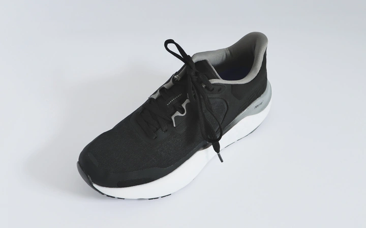 Shoes For Crews Men's Pinnacle Runner Slip-Resistant Shoe