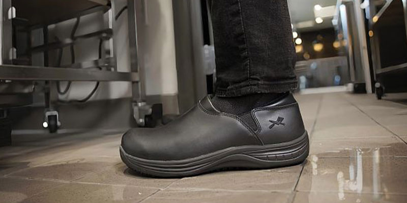 Best Shoes for Restaurant Workers in 2025 