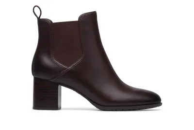 Women's Slip-Resistant Pull-On Chelsea Boots for Canada