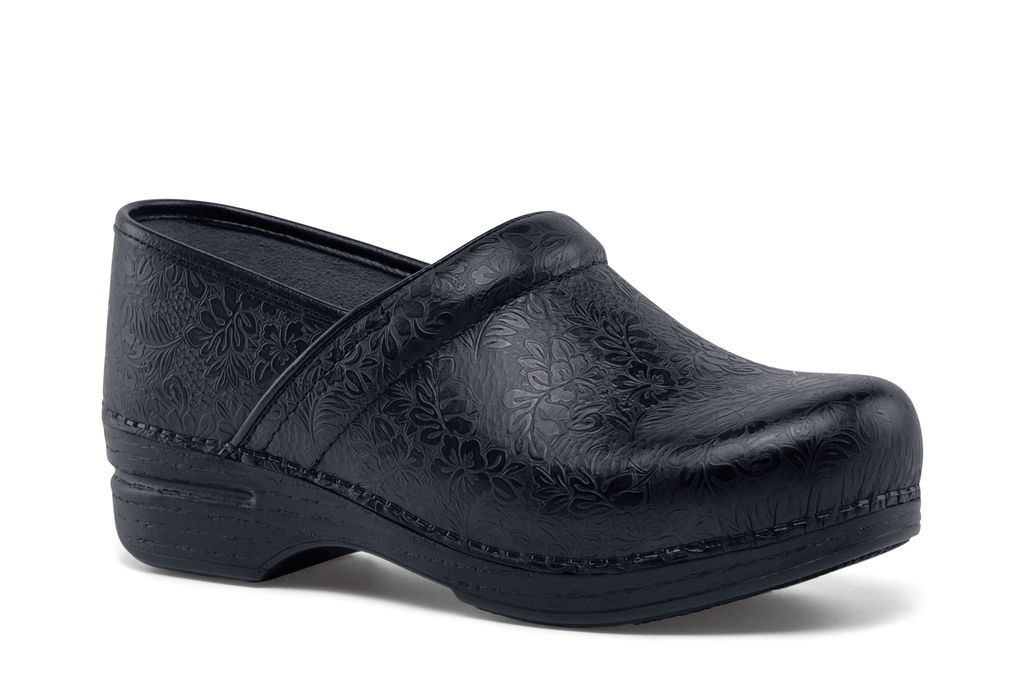 dansko shoes squeak