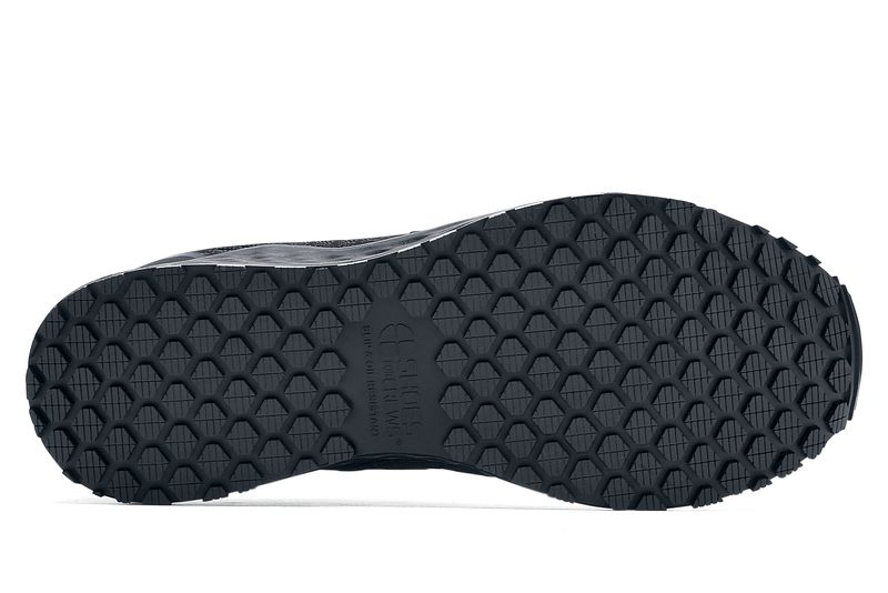 New Balance Arishi V3: Men's Black Slip-Resistant Shoes