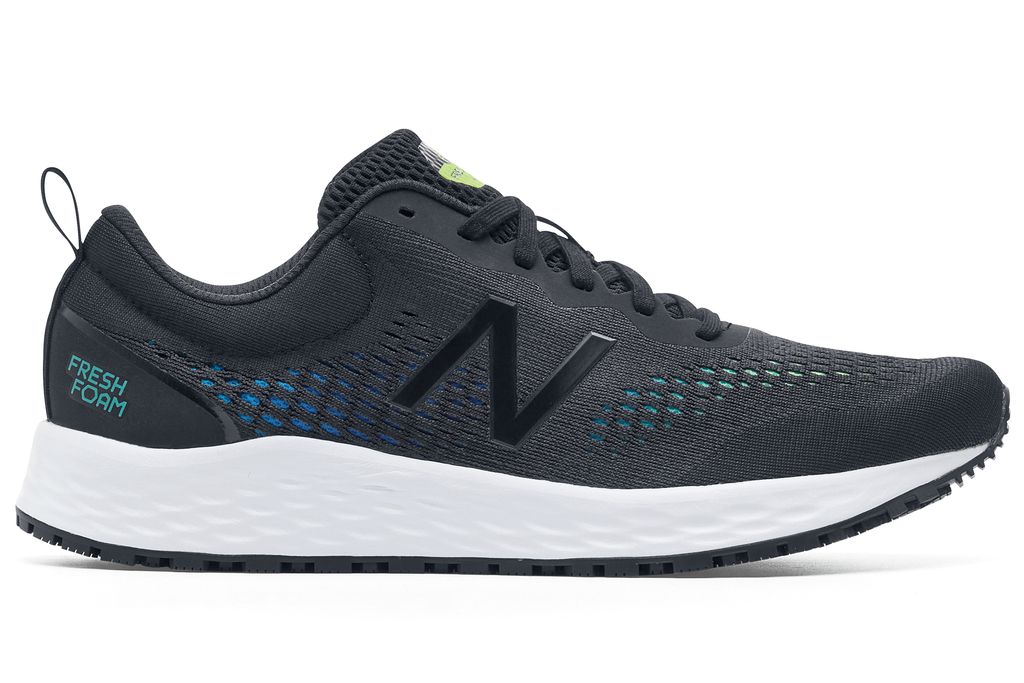 New Balance Arishi V3: Men's Black Slip-Resistant Shoes