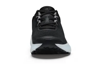 Pinnacle Runner front view