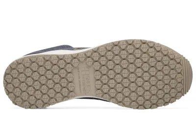 New Balance Arishi v3 bottom view