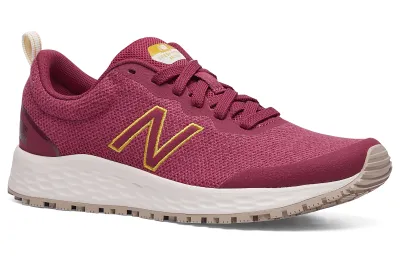 New Balance Arishi v3 three-quarter view