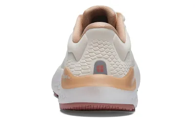 Pinnacle Runner back view