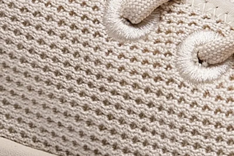 Lila Breez detail view