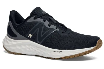 New Balance Fresh Foam Arishi v4 three-quarter view