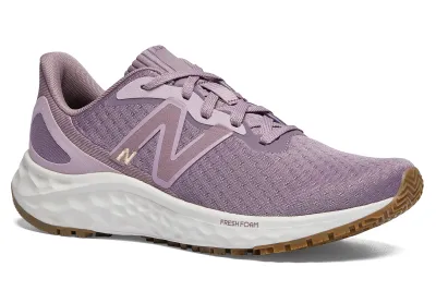 New Balance Fresh Foam Arishi v4 three-quarter view
