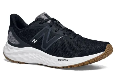 New Balance Fresh Foam Arishi v4 three-quarter view