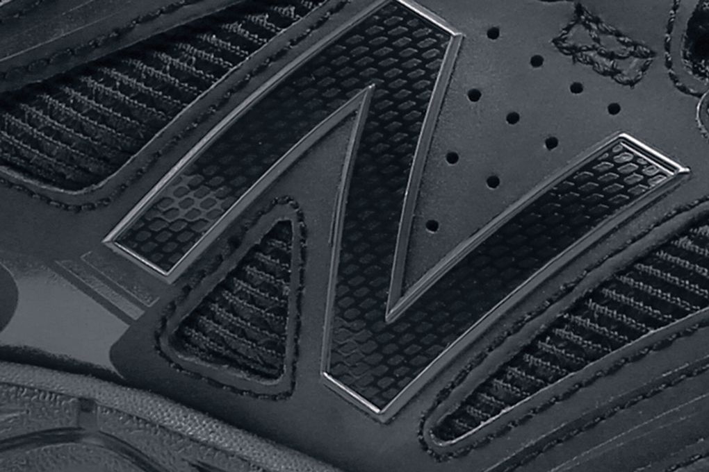 New Balance 510v3: Men's Black Athletic Slip-Resistant Work Shoes ...