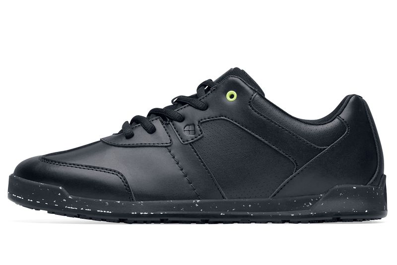 Explore U - Freestyle and Street football shoes - Black | Off-Pitch