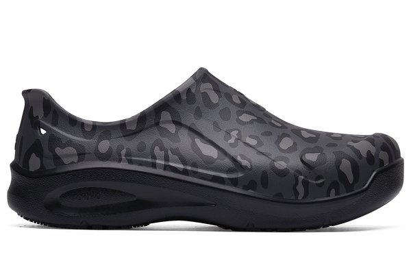 Best Shoes for Healthcare Workers | Shoes For Crews