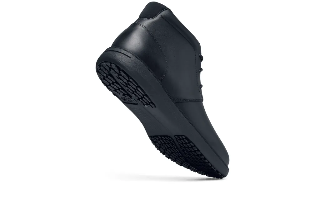 Men's Black Comfortable Slip-Resistant Chukka with Ice Grip