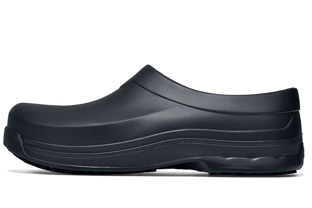 Radium: Black Slip-Resistant Work Clogs | Shoes For Crews