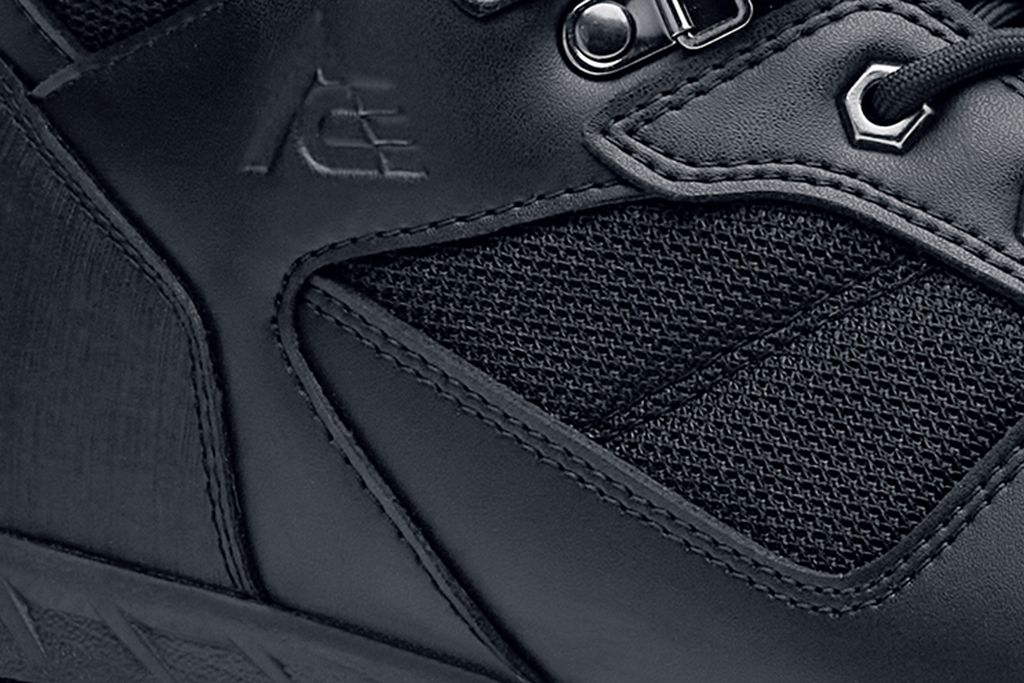 Voyager II: Black Slip-Resistant Soft Toe Work Boots | Shoes