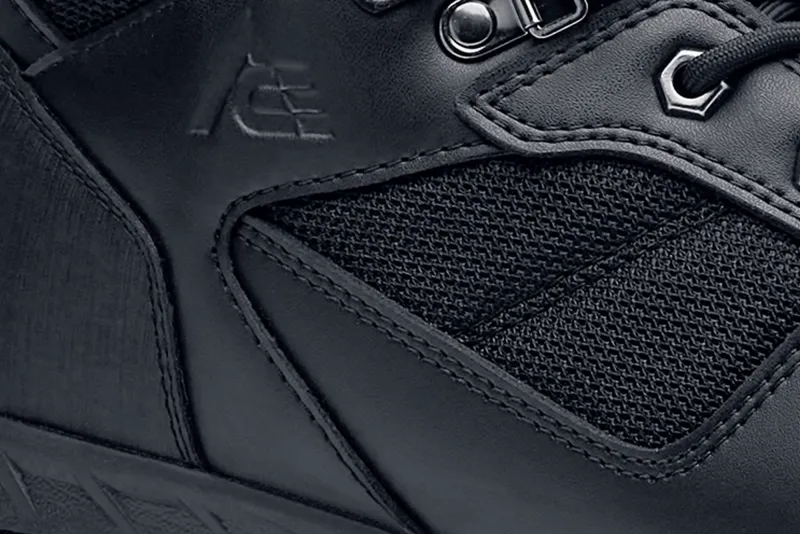 Voyager II - Soft Toe detail view