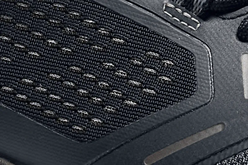 Pearl II - Nano Composite Toe detail view
