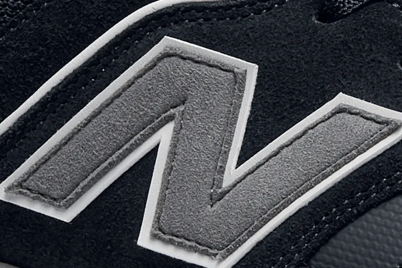New Balance Elite Lite - Composite Toe detail view