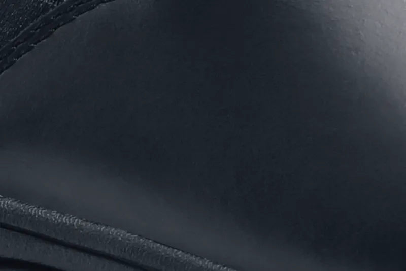 MOZO Forza detail view