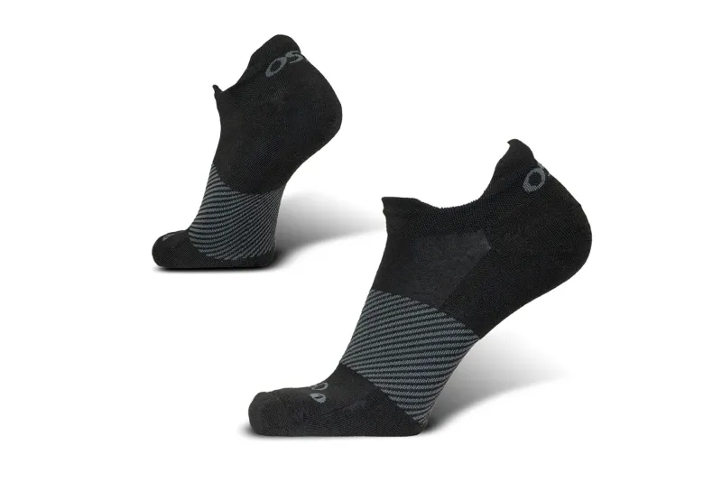 OS1st Wicked Comfort Performance No Show Socks right view