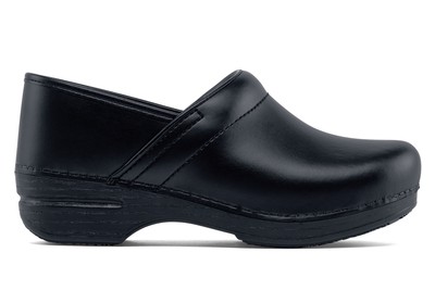 slip resistant shoes canada