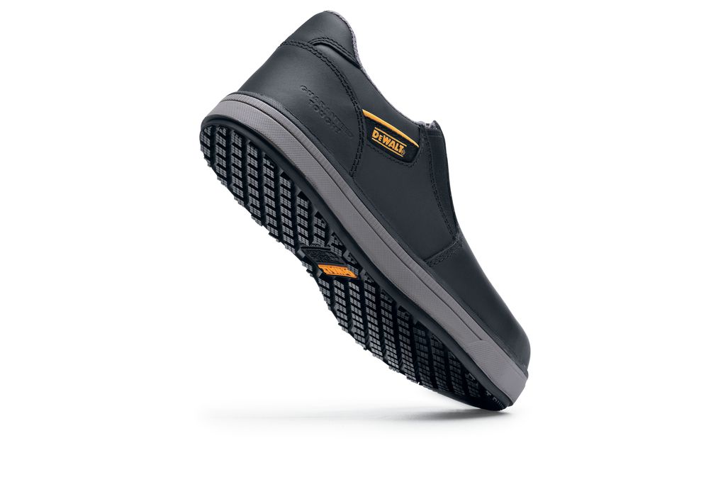 dewalt plasma boots black