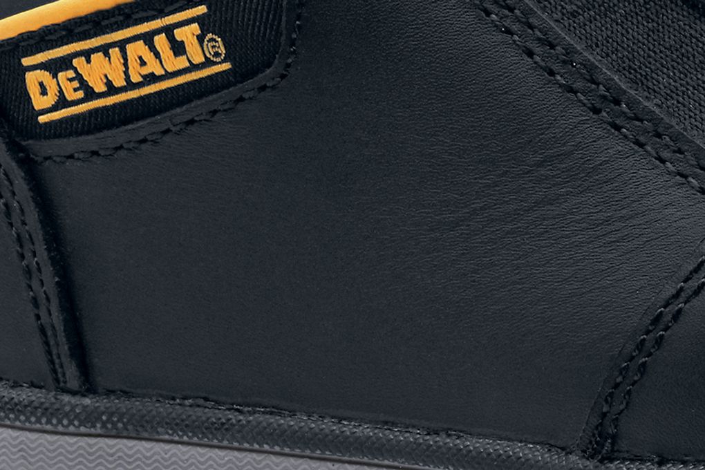 dewalt plasma boots black