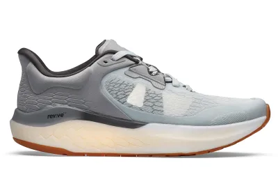 Pinnacle Runner Men's Gray Lightweight Non-Slip Shoes